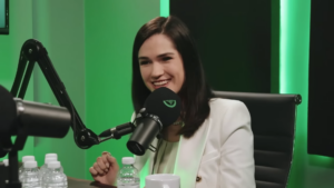 Débora Pereira no podcast da Kiwify